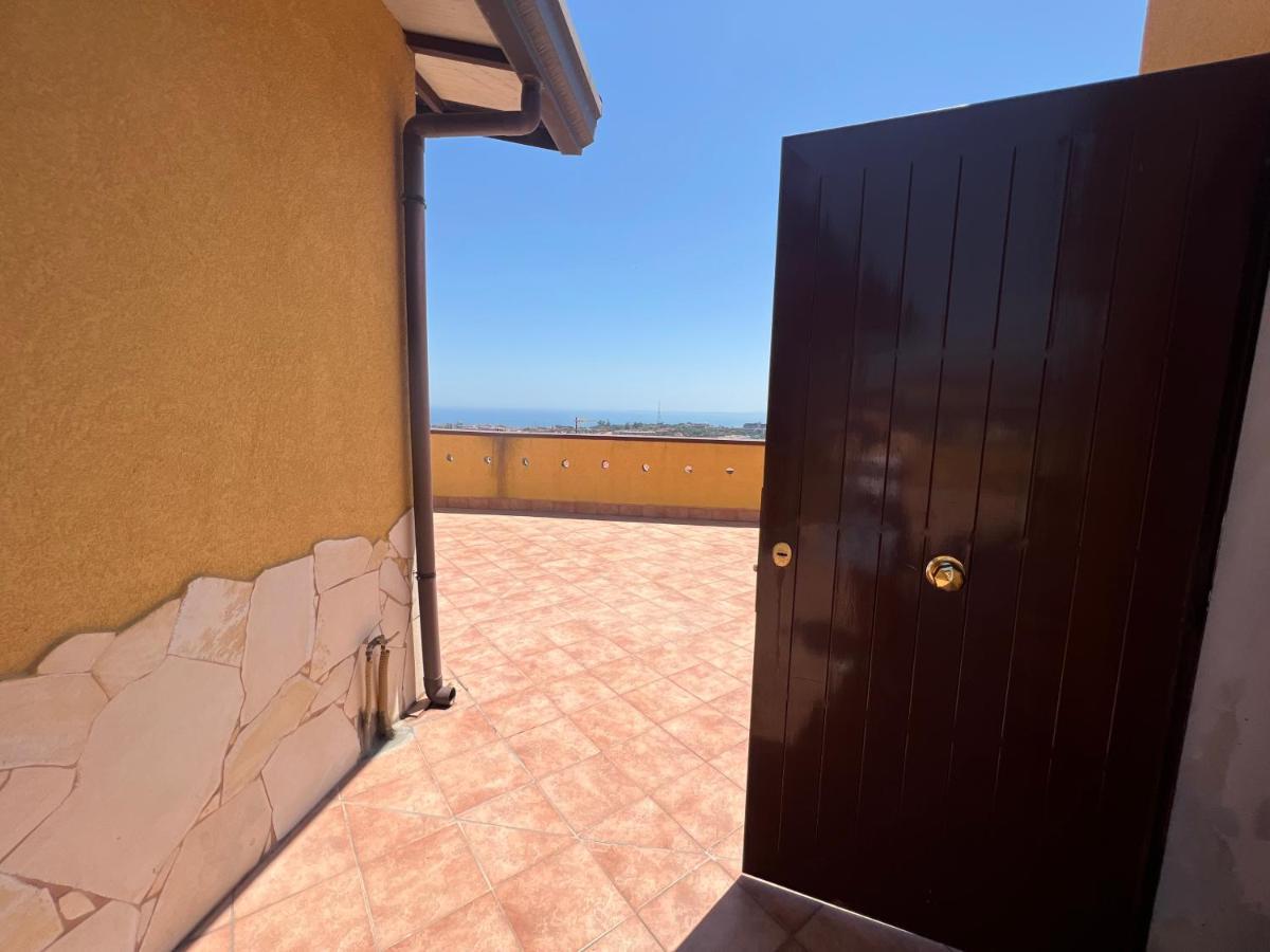 Attico Etnamare Villa Gravina di Catania Exterior foto